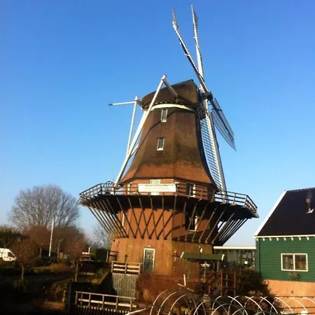In Nieuw West *